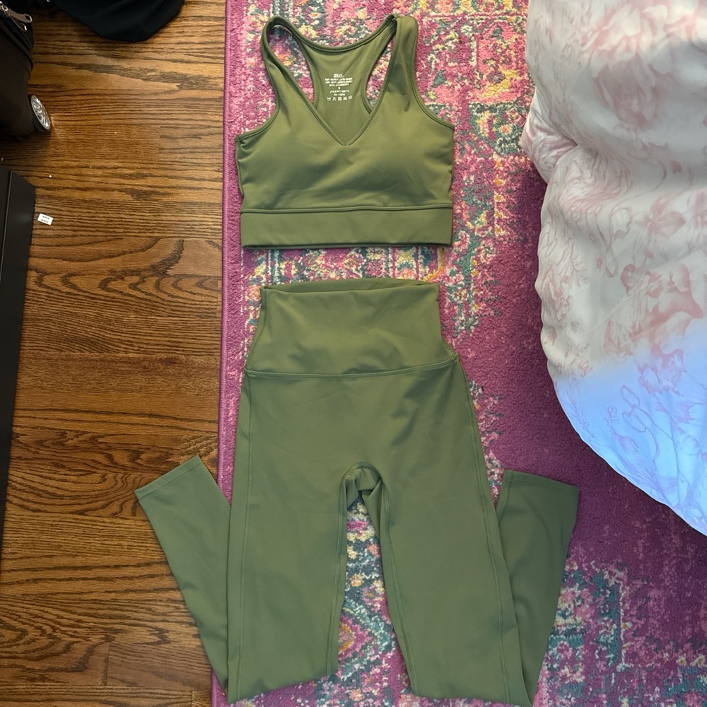 Zenana Outfitters Olive Green Leggings Set